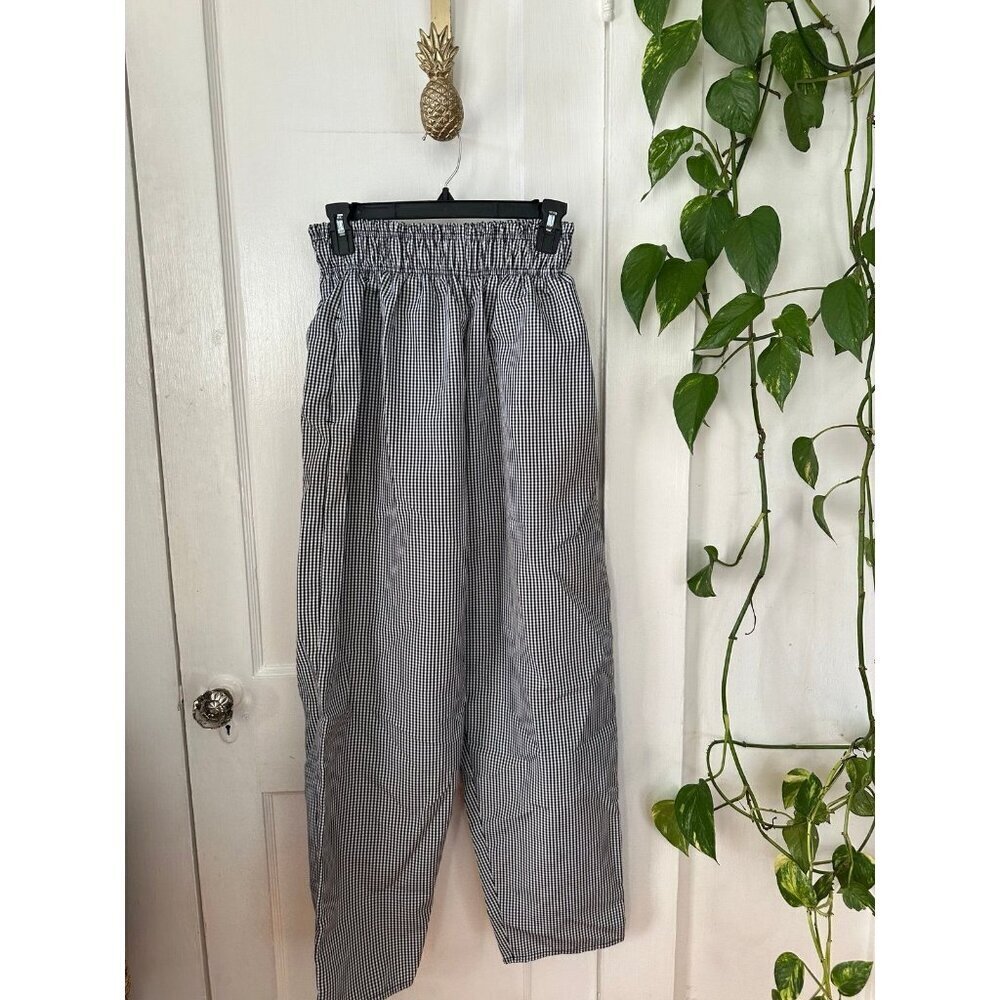 Chef pants, adult size small checkered